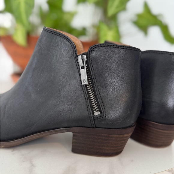 Lucky Brand 7.5 38 Black Leather Ankle Boots Booties - Picture 5 of 8